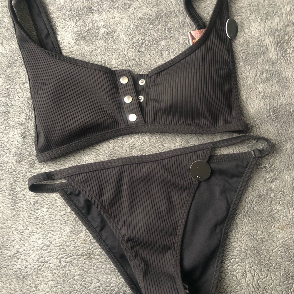 NWT bikini - too and bottom sold together